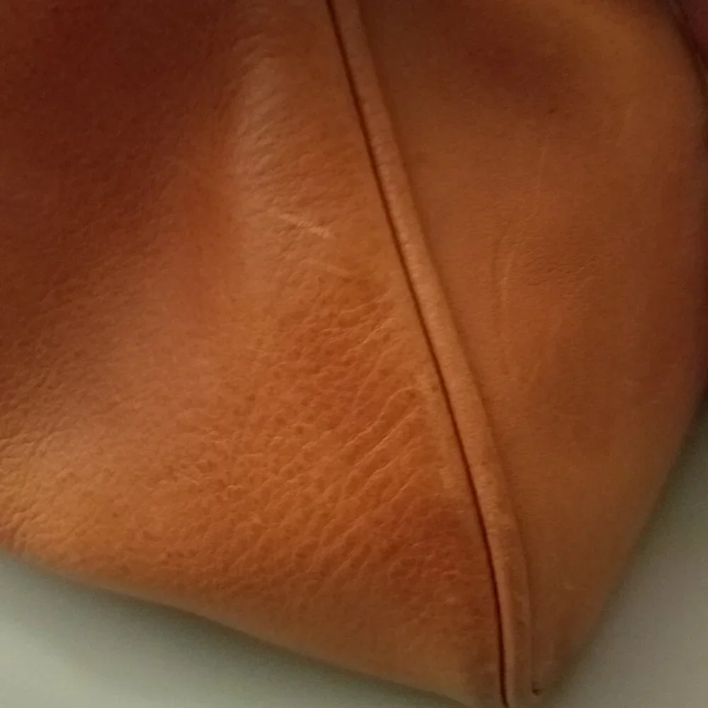 Dooney & Bourke domed buckle satchel - Picture 5 of 11